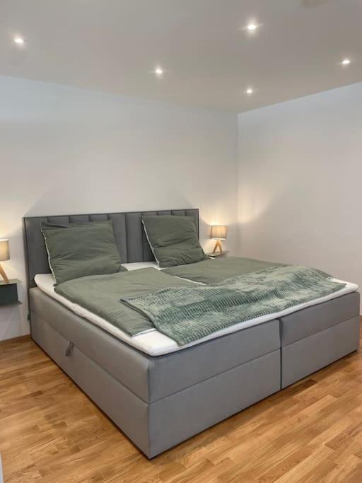 1,5-zimmer, Ausgestattet, 4 Pers, Souterrain